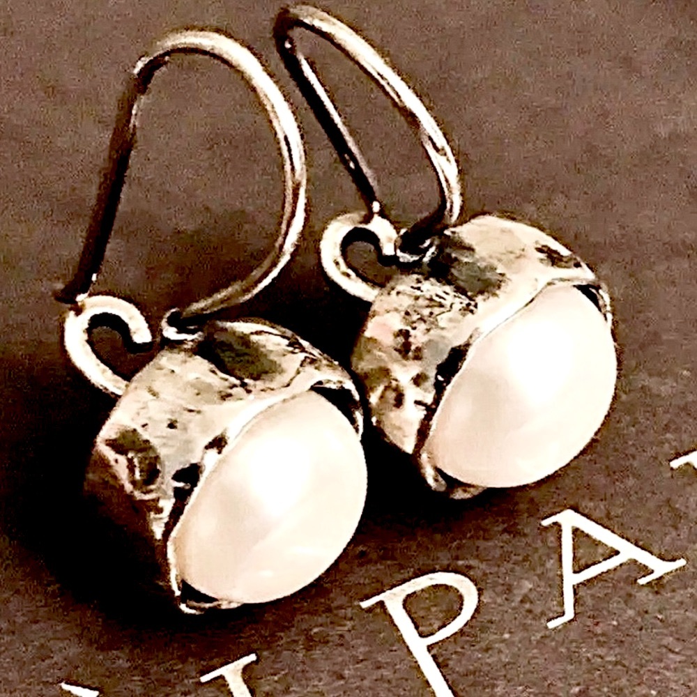 Silpada Vintage RARE Sterling Silver & Genuine Pearl Margarite Hammered Earrings - Picture 4 of 8